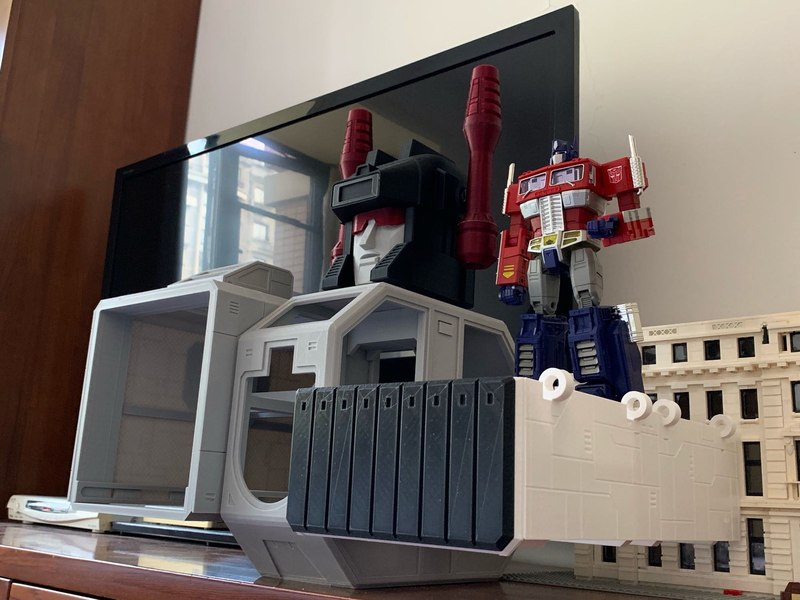 Check Out This One Of A Kind 'Masterpiece' Metroplex 10 (10 of 25)